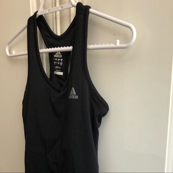 Adidas climalite tank w/ bra built in - Picture 3 of 10